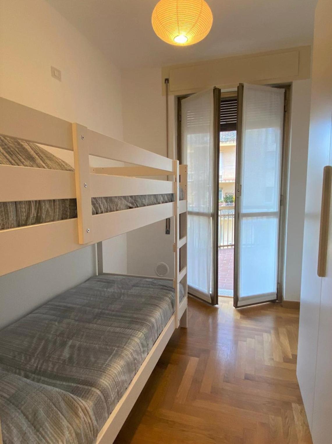The Little Duck - Modern Apartment With Balcony Como Exterior foto
